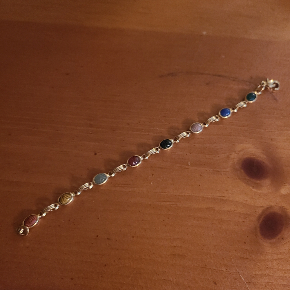 Elegant Multi-Color Scarub Gold Bracelet